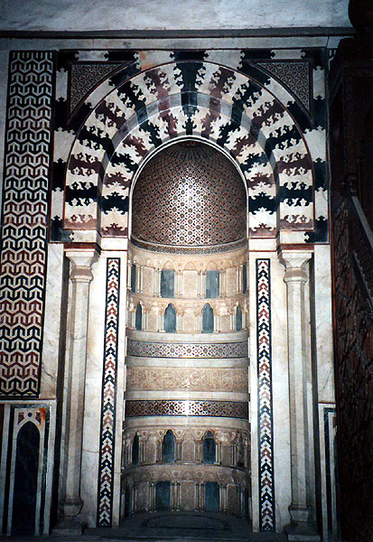 Cairo, Ibn Qalaun mosque